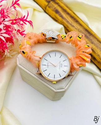 Stylish Women's Quartz Watch - 1 Pc Water Resistant Bracelet Timepiece